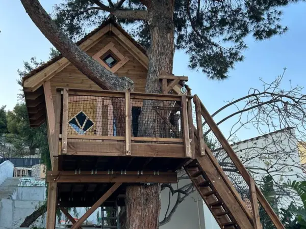 Cabane Fantaisie Alpes-Maritimes 1