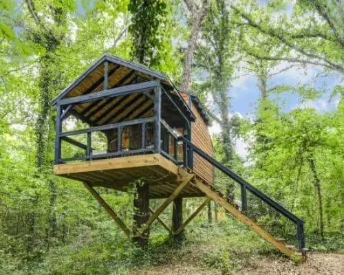 Cabanes hébergement locatif